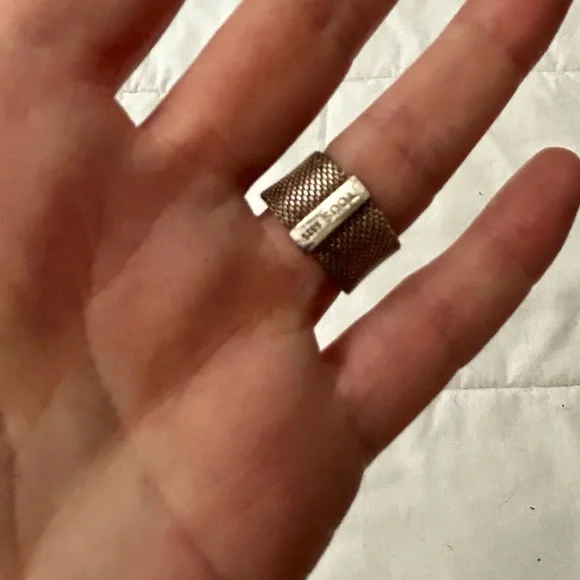 Tous Silver Mesh Ring with Silver Bear Motif - Picture 2 of 7